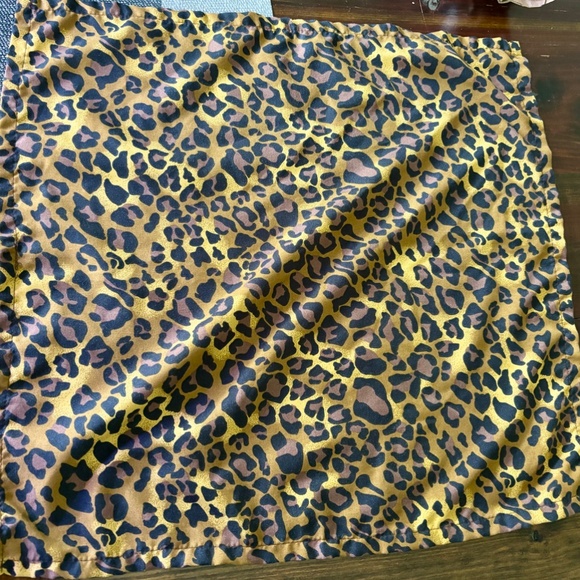 80 cloth napkins 100% cotton leopard cheetah print 18x18 inch - Picture 2 of 7